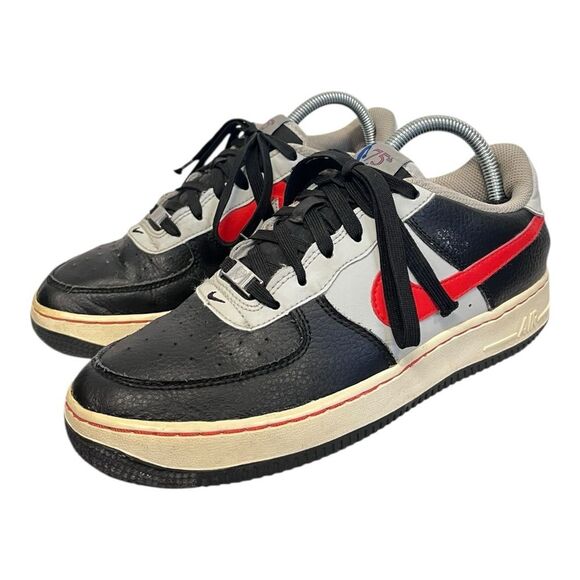 Nike Air Force 1 LV8 EMB (GS) Black Red Gray Sneakers Youth 7 - Picture 3 of 9